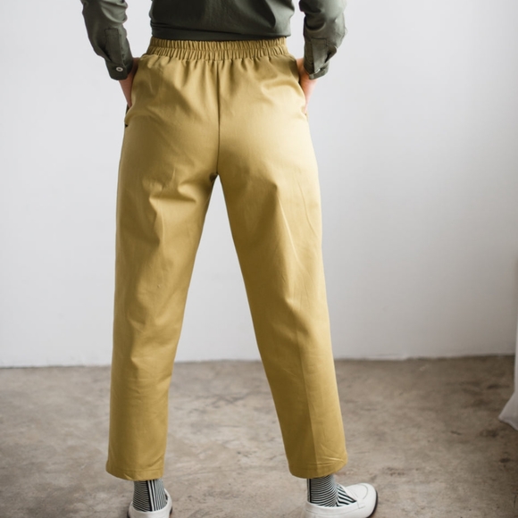 Sotela Adobe pleated trouser brown linen size 0 (26" waist) - Picture 2 of 13